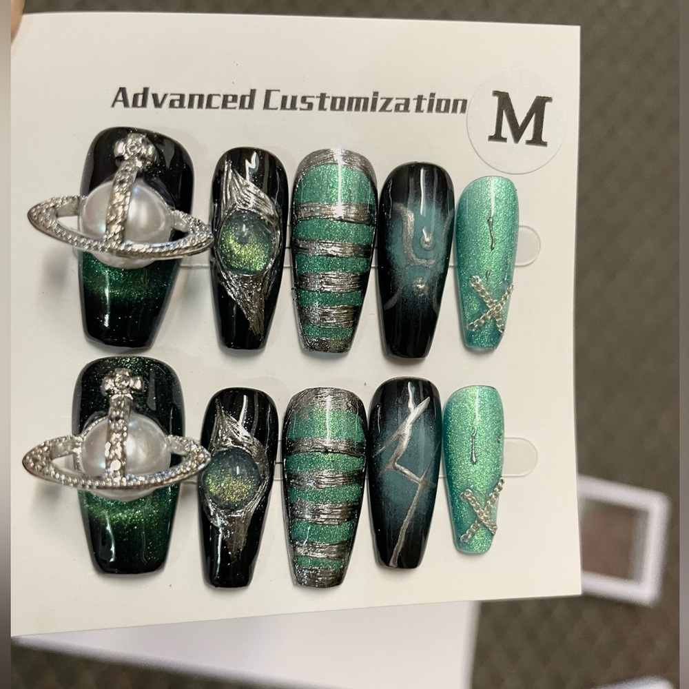 New,Hand made nail set,size M - Picture 3 of 5